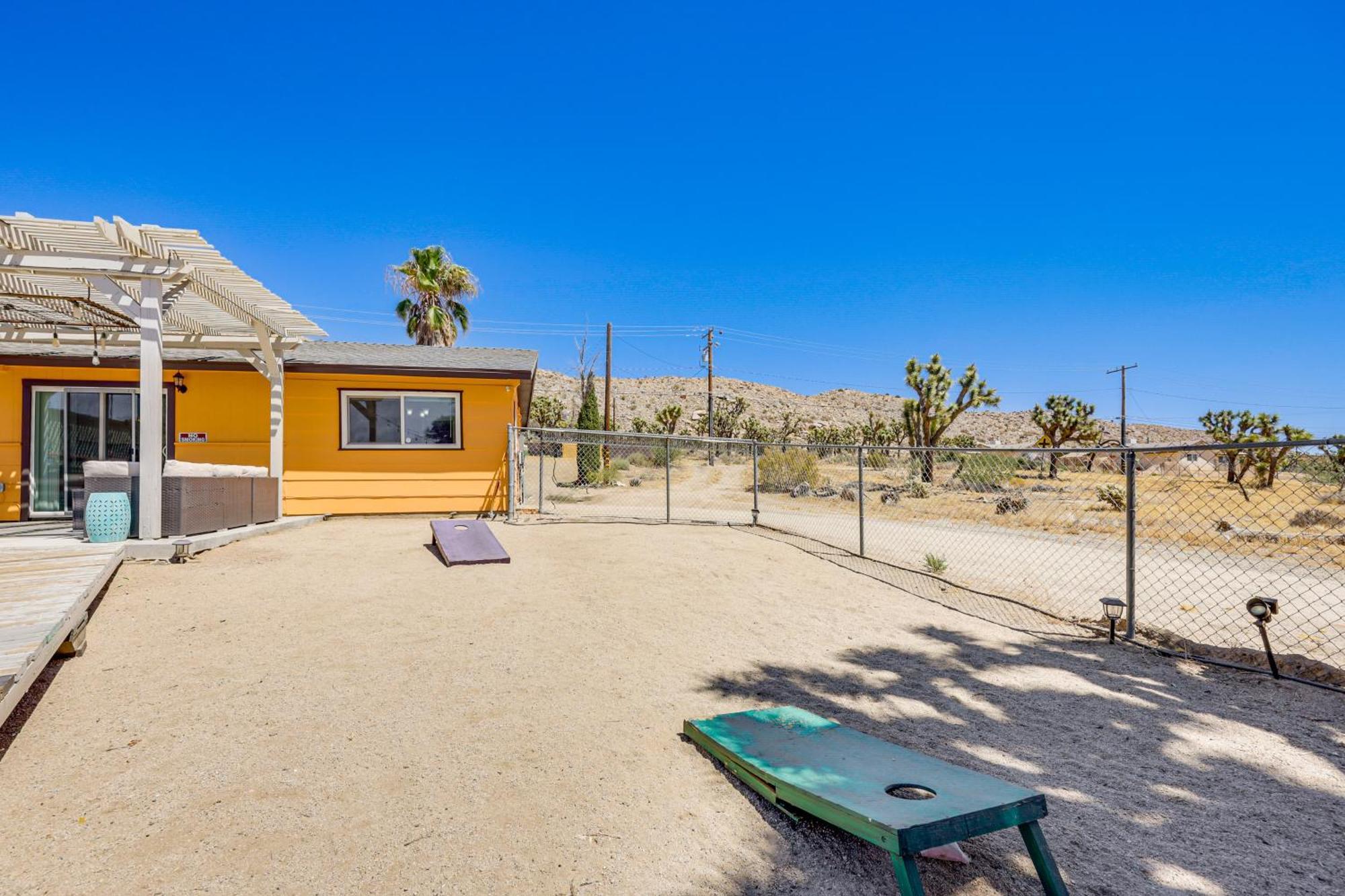 Yucca Valley Oasis With Hot Tub, Near Joshua Tree! Exteriör bild